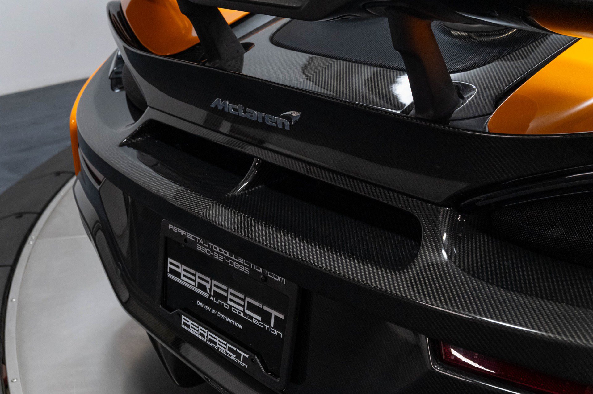 Used 2019 McLaren 600LT RWD image 47