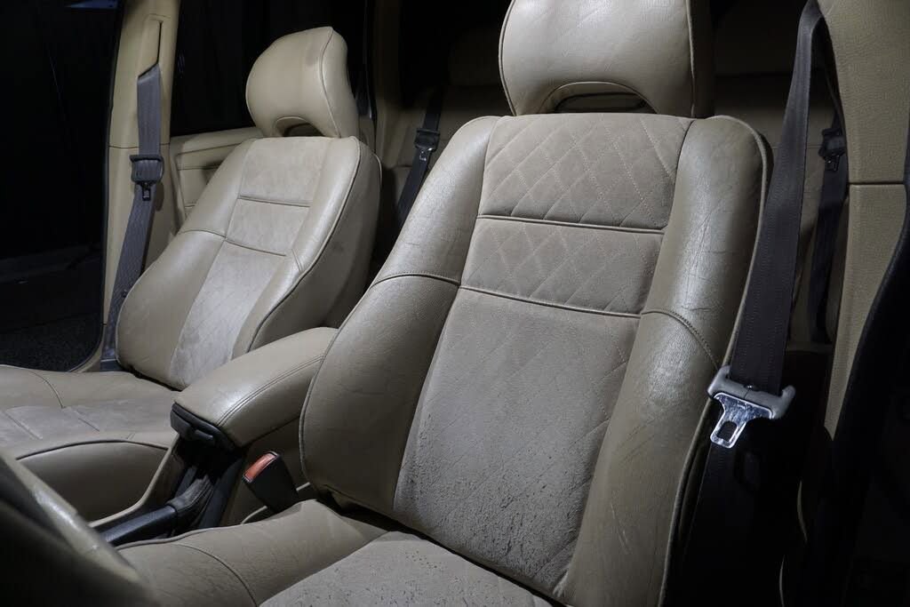 Used 1998 Volvo V70 R AWD/4WD image 13