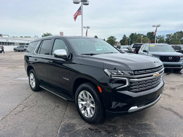 Used 2023 Chevrolet Tahoe Premier w/ Advanced Technology Package AWD/4WD image 3