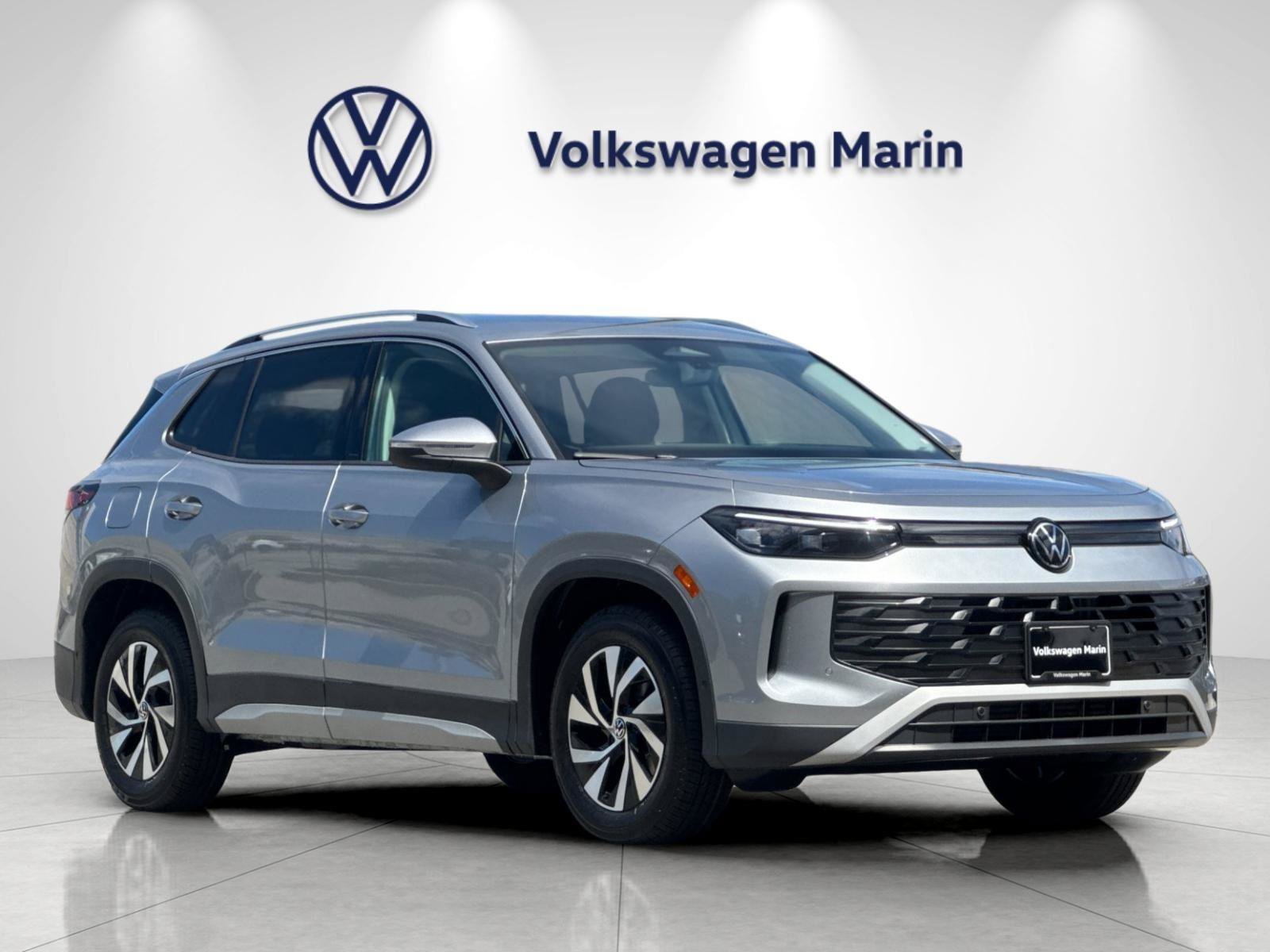 New 2026 Volkswagen Tiguan S FWD image 7