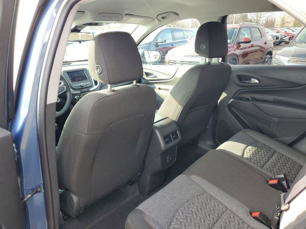 Used 2024 Chevrolet Equinox LT FWD image 29