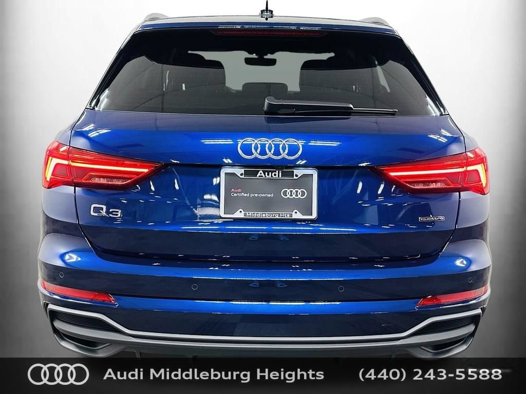 Certified 2025 Audi Q3 2.0T Premium Plus w/ Premium Plus Package AWD/4WD image 8