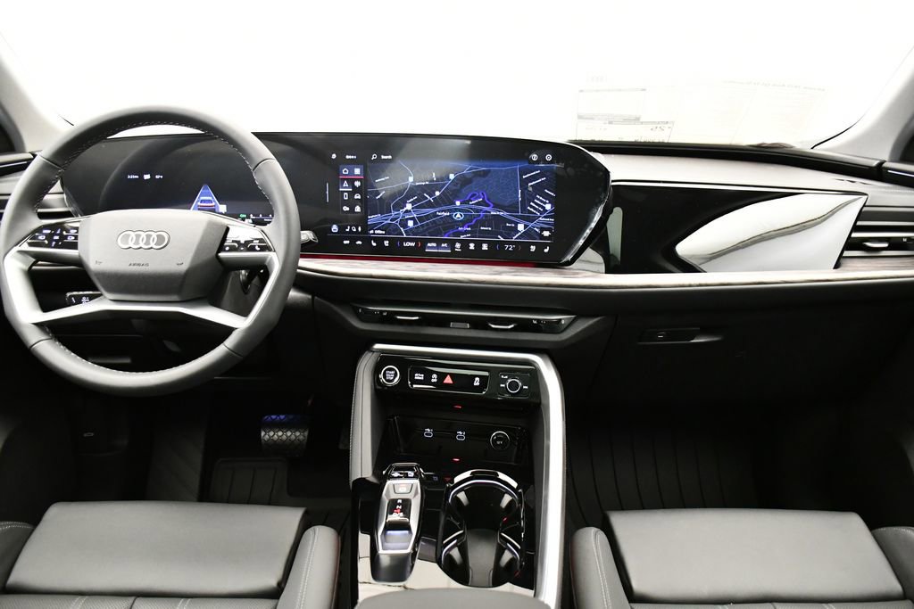 Used 2025 Audi Q5 Premium Plus w/ Premium Plus image 19