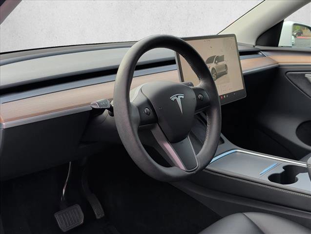 Used 2023 Tesla Model Y Long Range AWD/4WD image 10
