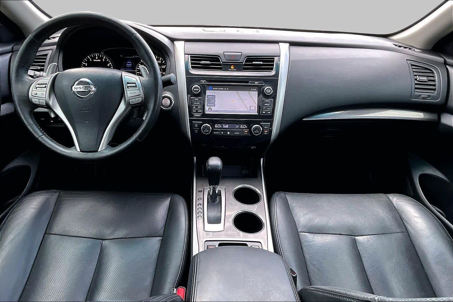 Used 2015 Nissan Altima 3.5 SL FWD image 14