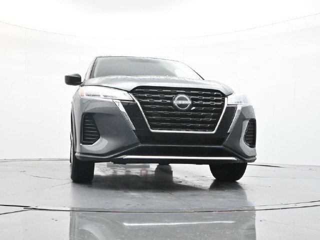 Used 2025 Nissan Kicks Play S FWD image 46