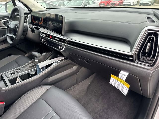 New 2026 Kia Sorento S w/ S Panoramic Sunroof Package FWD image 17