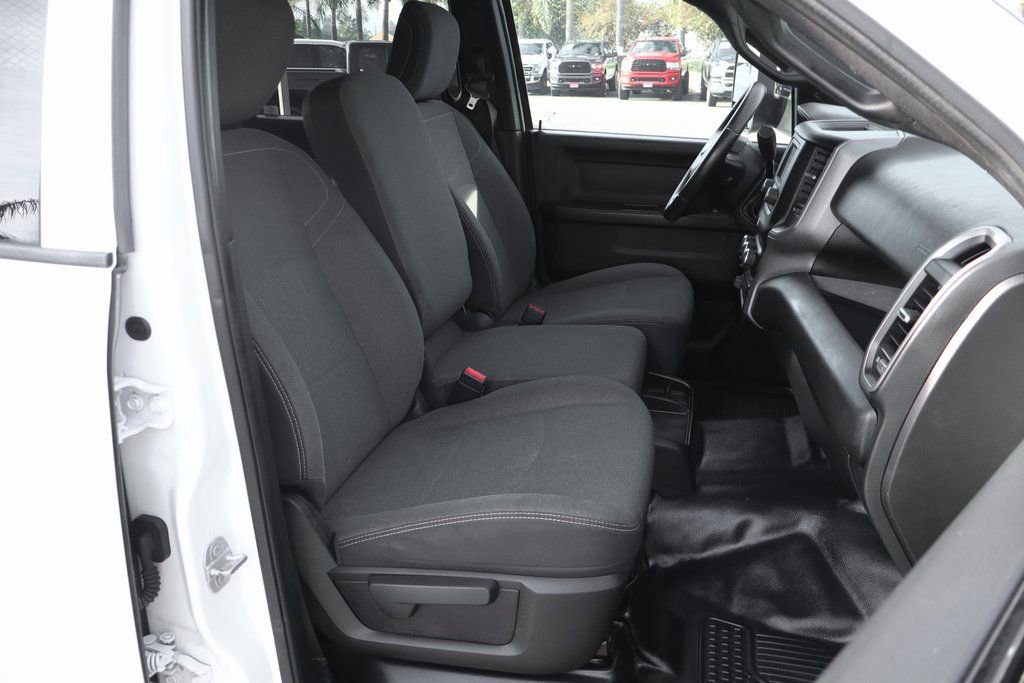 Used 2021 RAM 5500 Tradesman w/ Chrome Appearance Group image 38