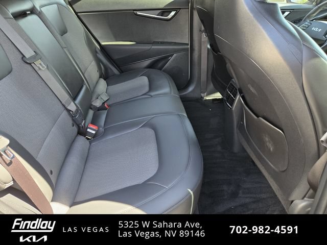 Certified 2025 Kia Niro Wind FWD image 19