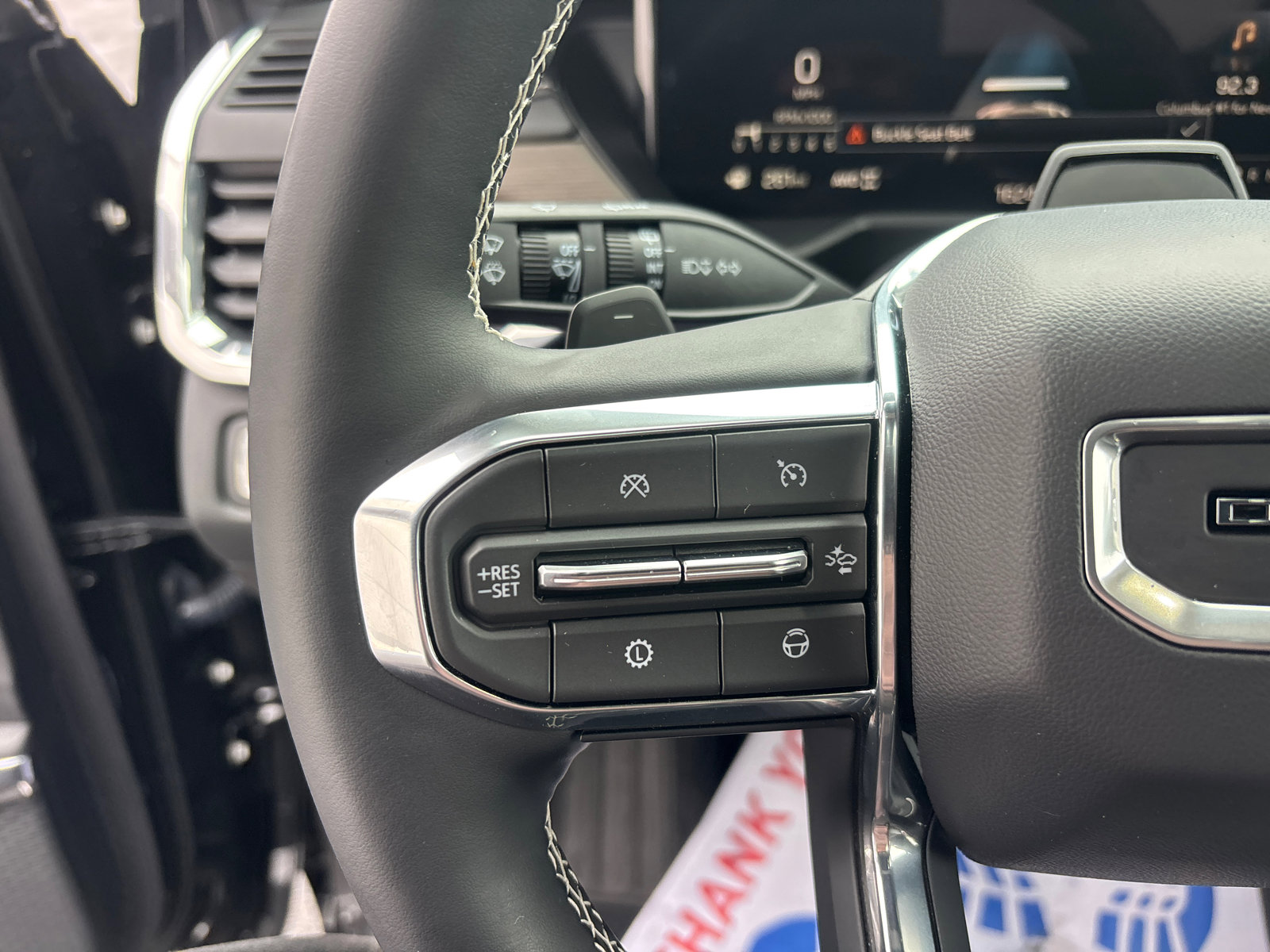 Used 2025 GMC Acadia Denali w/ Super Cruise Package image 17