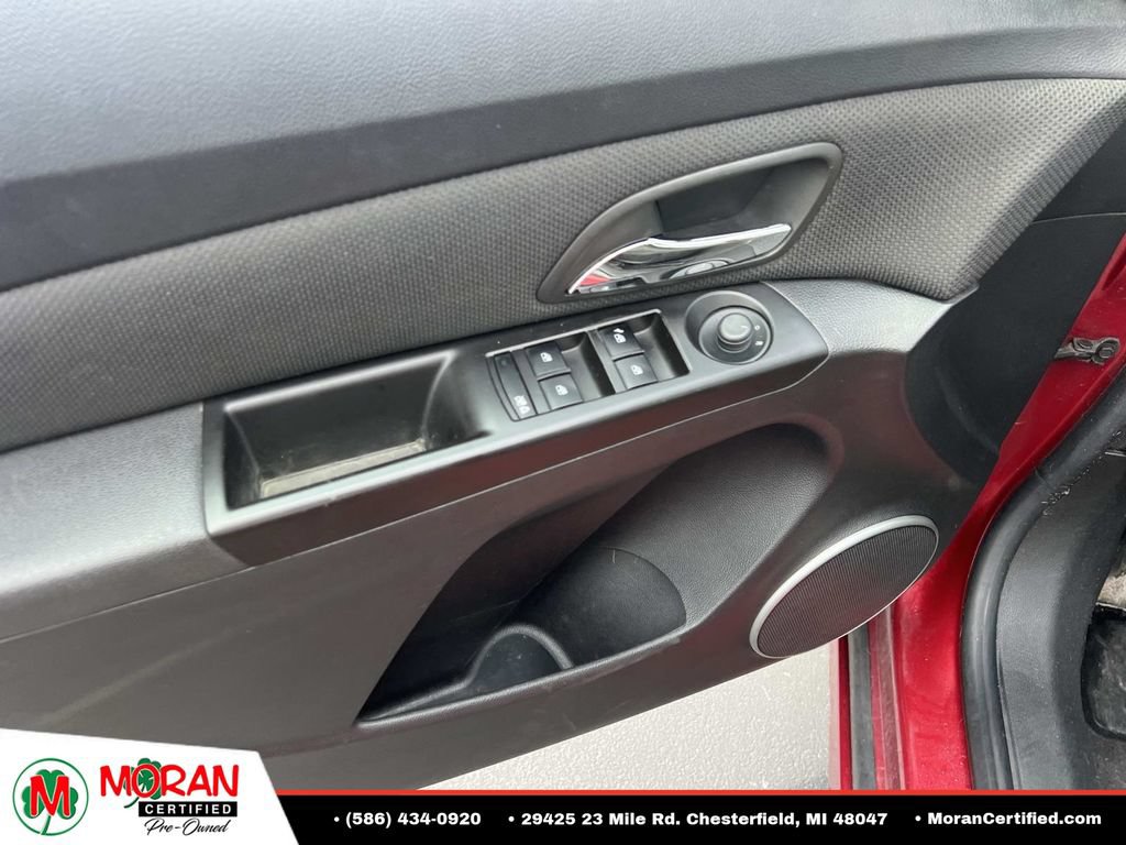 Used 2012 Chevrolet Cruze LT FWD image 13