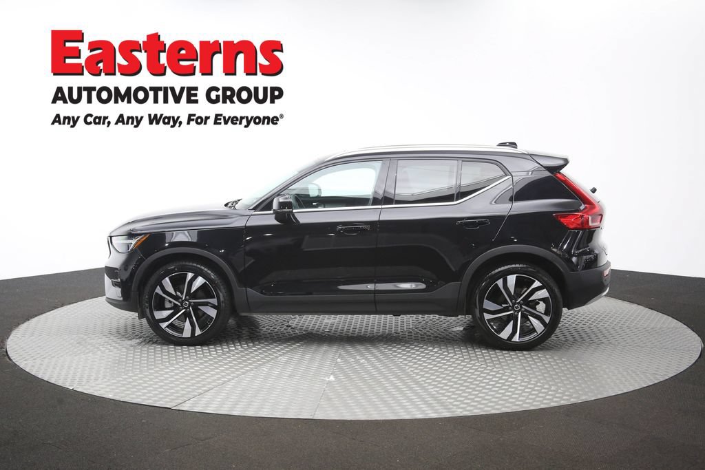 Used 2025 Volvo XC40 B5 Plus AWD/4WD image 61