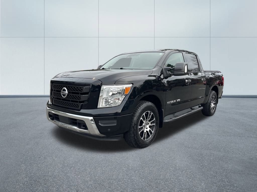 Used 2020 Nissan Titan SV w/ SV Convenience Package image 2