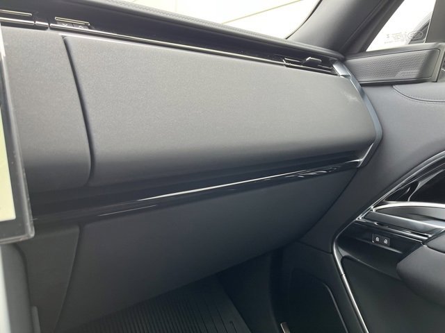 New 2025 Land Rover Range Rover SE image 42