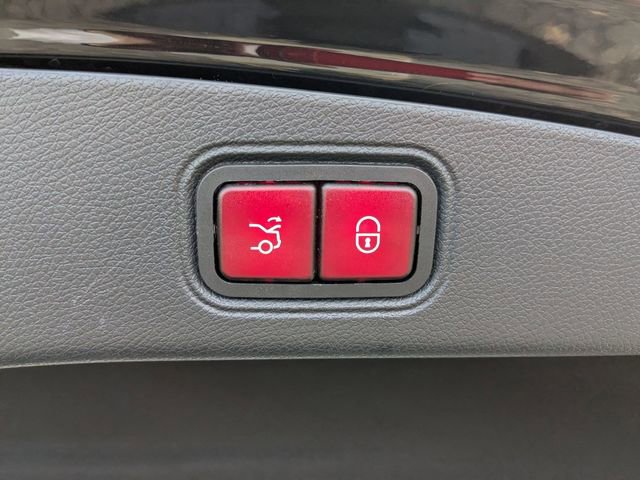 Used 2019 Mercedes-Benz E 450 4MATIC Coupe image 30