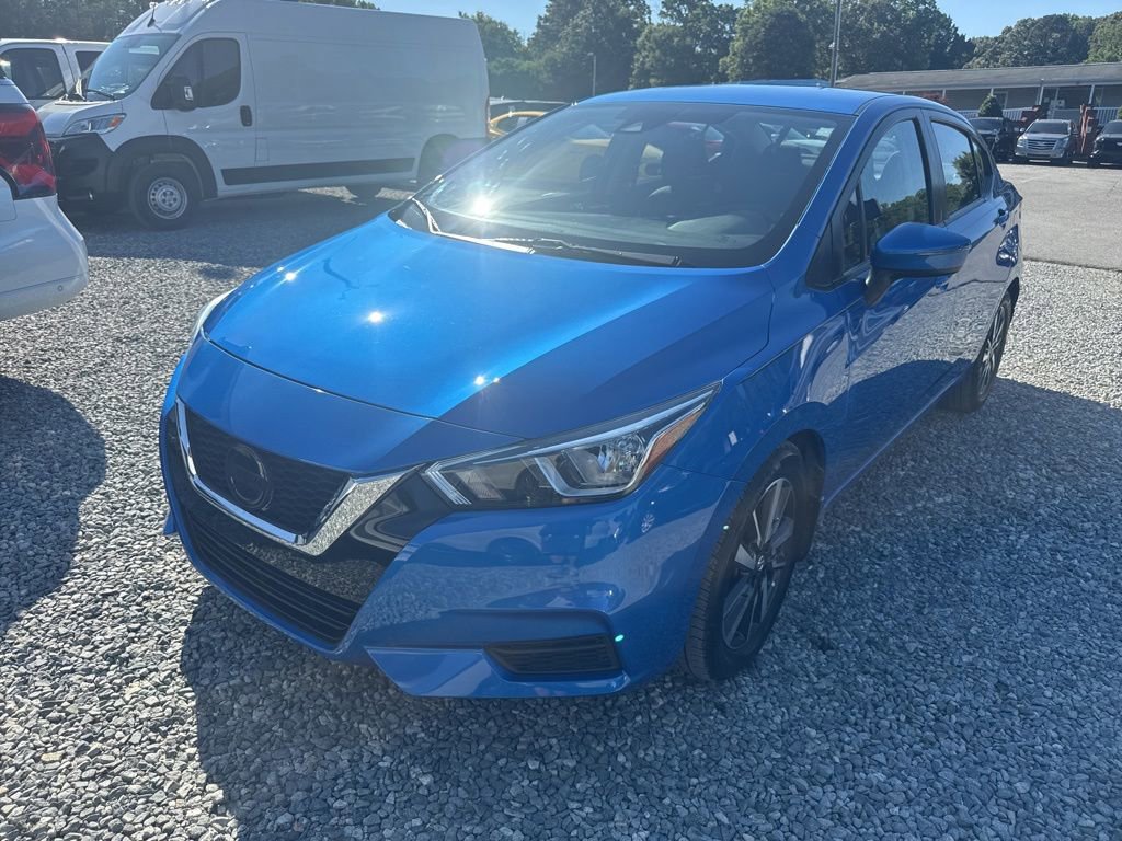 Used 2020 Nissan Versa SV FWD image 1