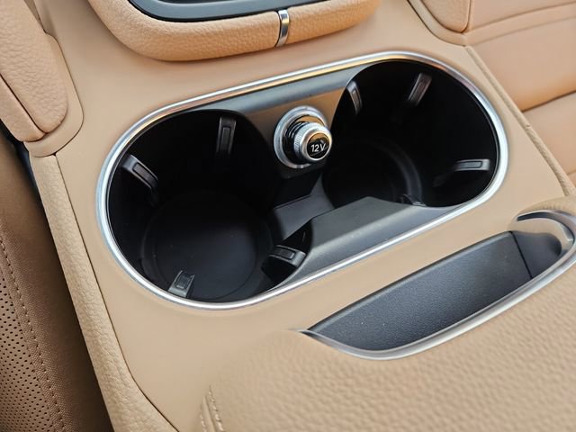 Used 2023 Porsche Cayenne Platinum Edition image 21