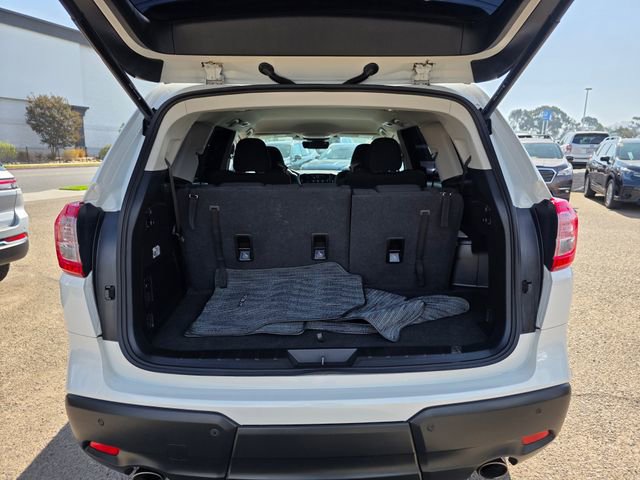 Certified 2024 Subaru Ascent Premium w/ Convenience Package image 10