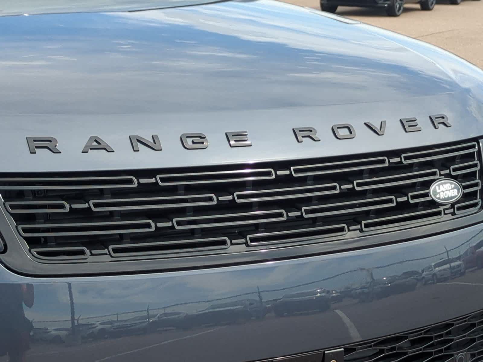 New 2027 Land Rover Range Rover Sport Dynamic SE AWD/4WD image 12
