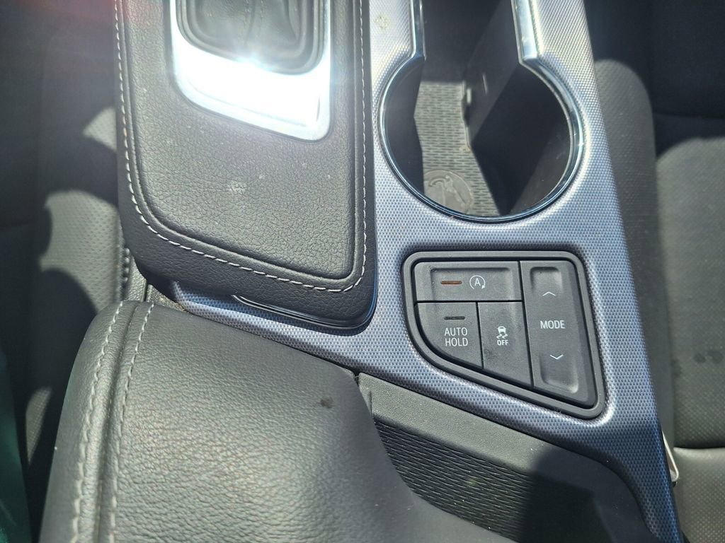 Used 2025 Cadillac CT4 Premium Luxury image 18