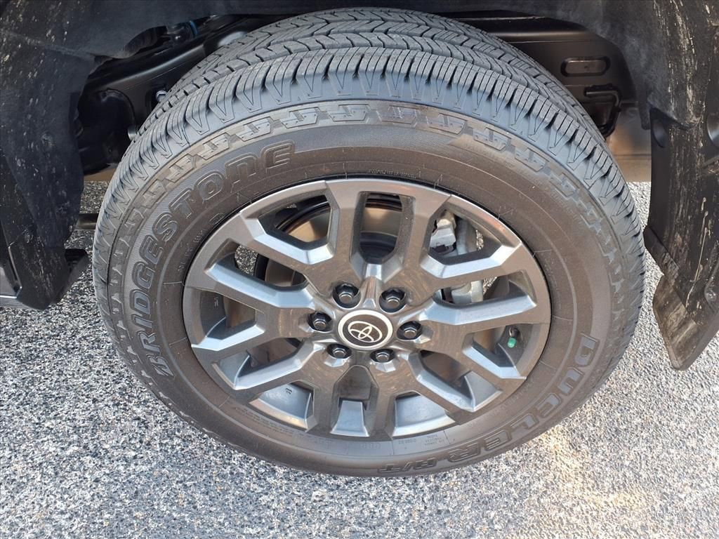 Used 2024 Toyota Sequoia Platinum image 20