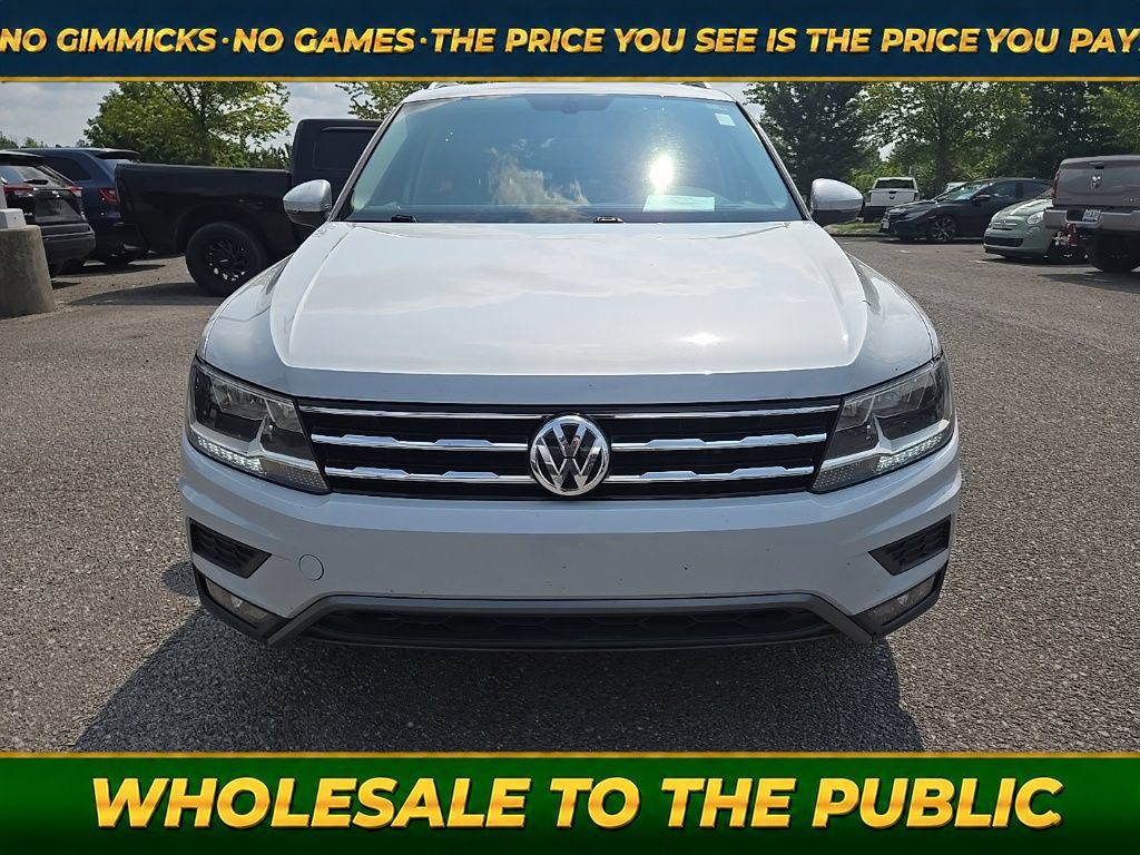Used 2018 Volkswagen Tiguan SEL FWD image 2