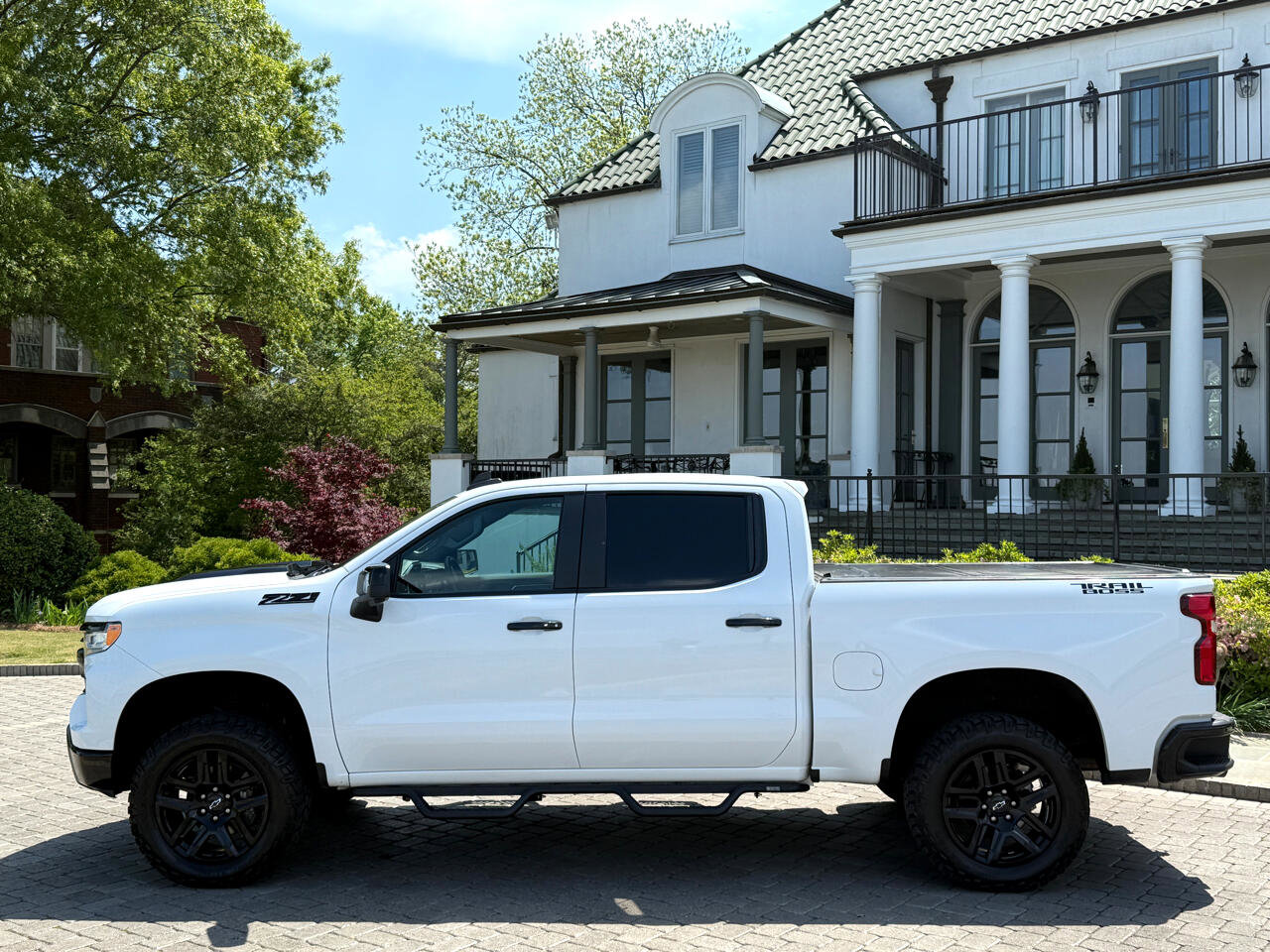 Used 2022 Chevrolet Silverado 1500 LT Trail Boss w/ LT Trail Boss Premium Package image 9