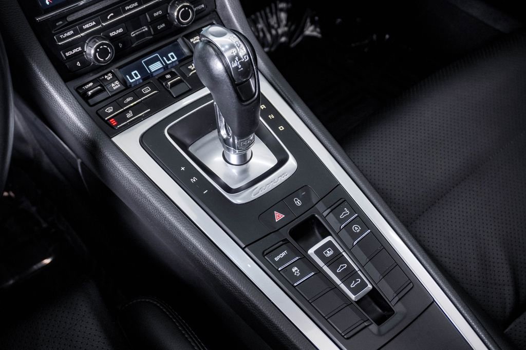 Used 2015 Porsche 911 Carrera RWD image 24