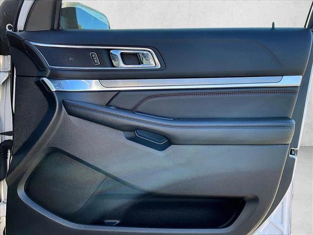 Used 2018 Ford Explorer Sport w/ Ford Safe & Smart Package image 19
