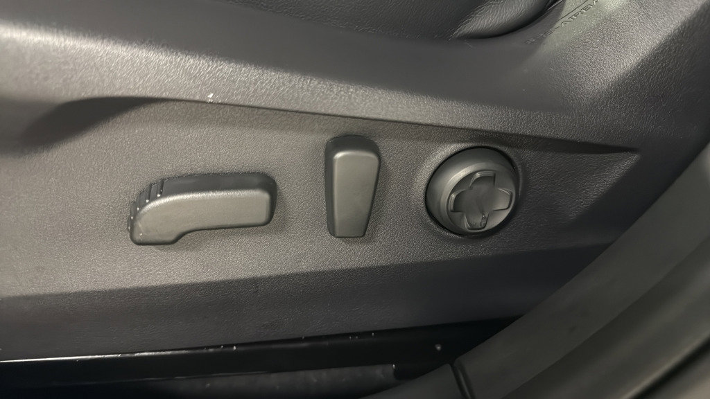 Certified 2025 Subaru Outback Limited XT image 23