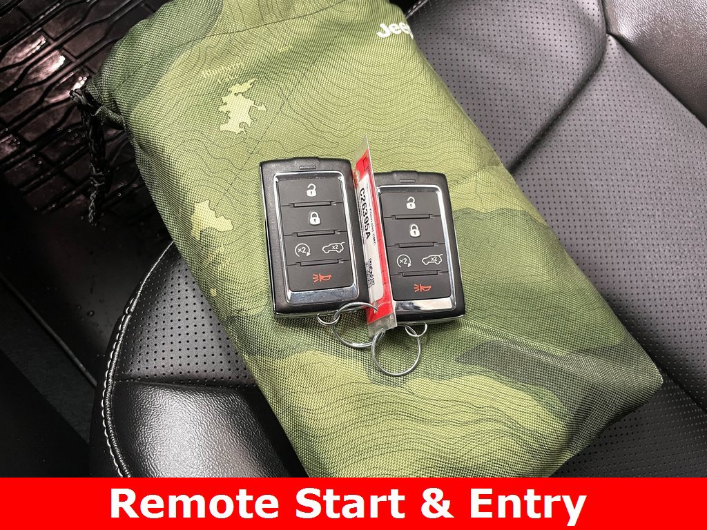 Used 2023 Jeep Grand Cherokee L Limited w/ Luxury Tech Group II image 8