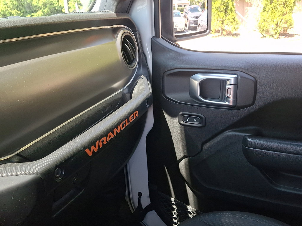 Used 2022 Jeep Wrangler Unlimited Sport AWD/4WD image 31
