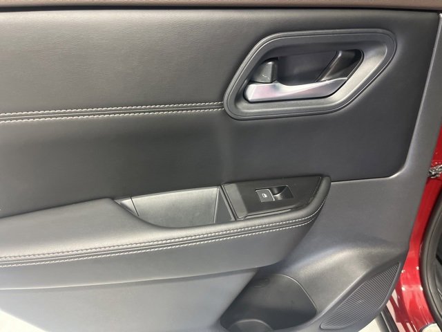 Used 2023 Nissan Rogue SL image 30