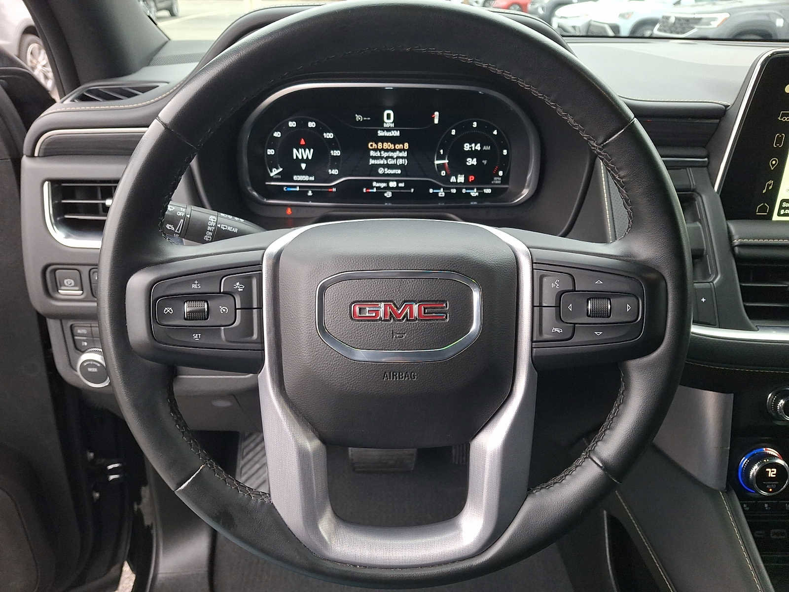 Used 2023 GMC Yukon SLT image 21