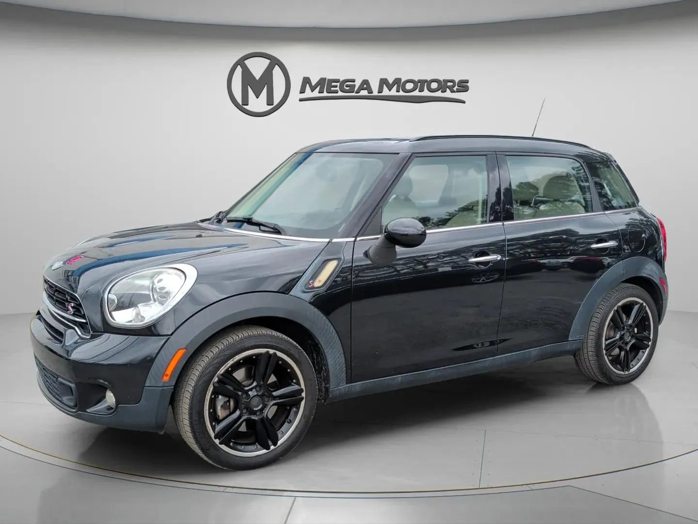 Used 2015 MINI Cooper Countryman S image 2