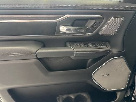 New 2026 RAM 1500 Laramie AWD/4WD image 14