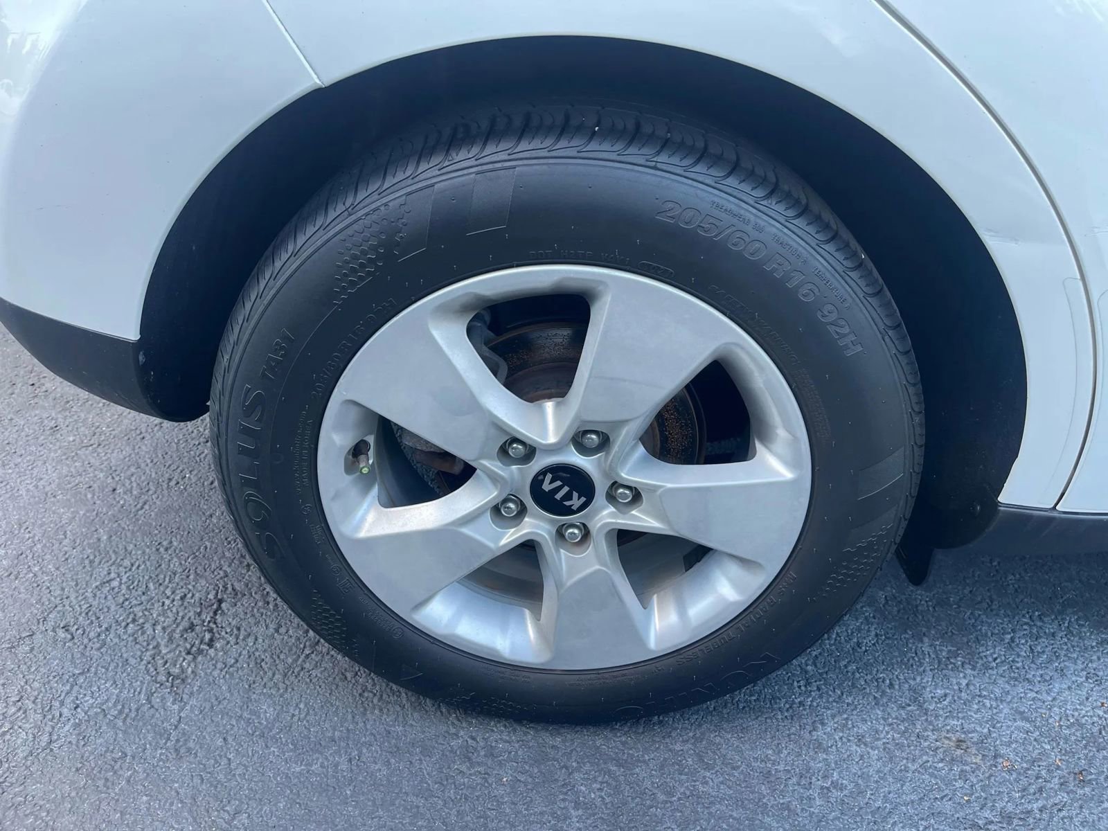 Used 2019 Kia Soul image 11