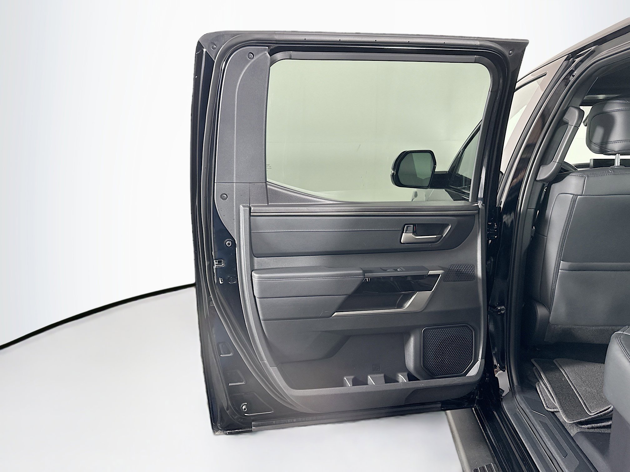 Used 2025 Toyota Tundra Limited image 27