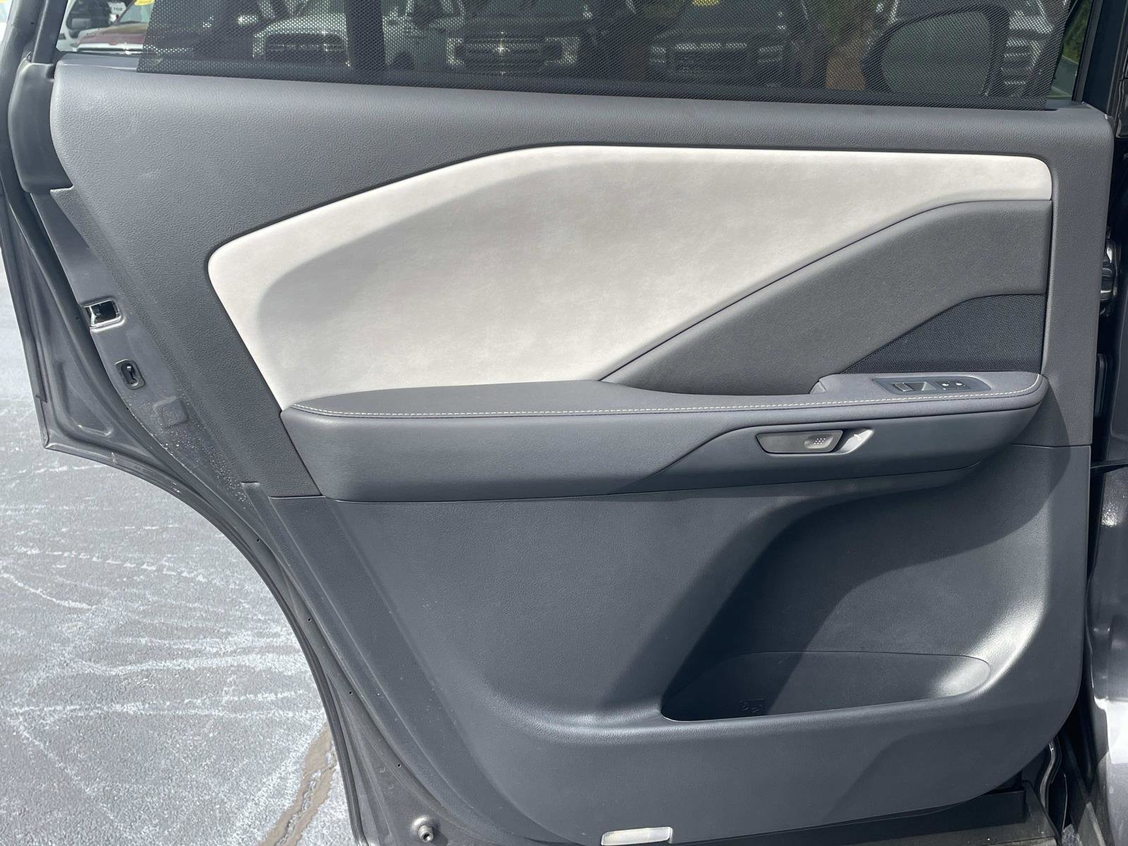 Used 2025 Lexus TX 350 AWD w/ Technology Package image 11