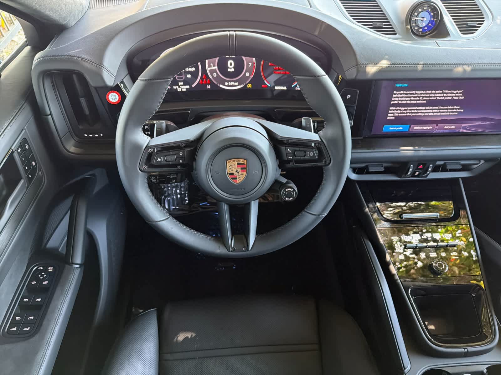 New 2026 Porsche Cayenne GTS AWD/4WD image 15