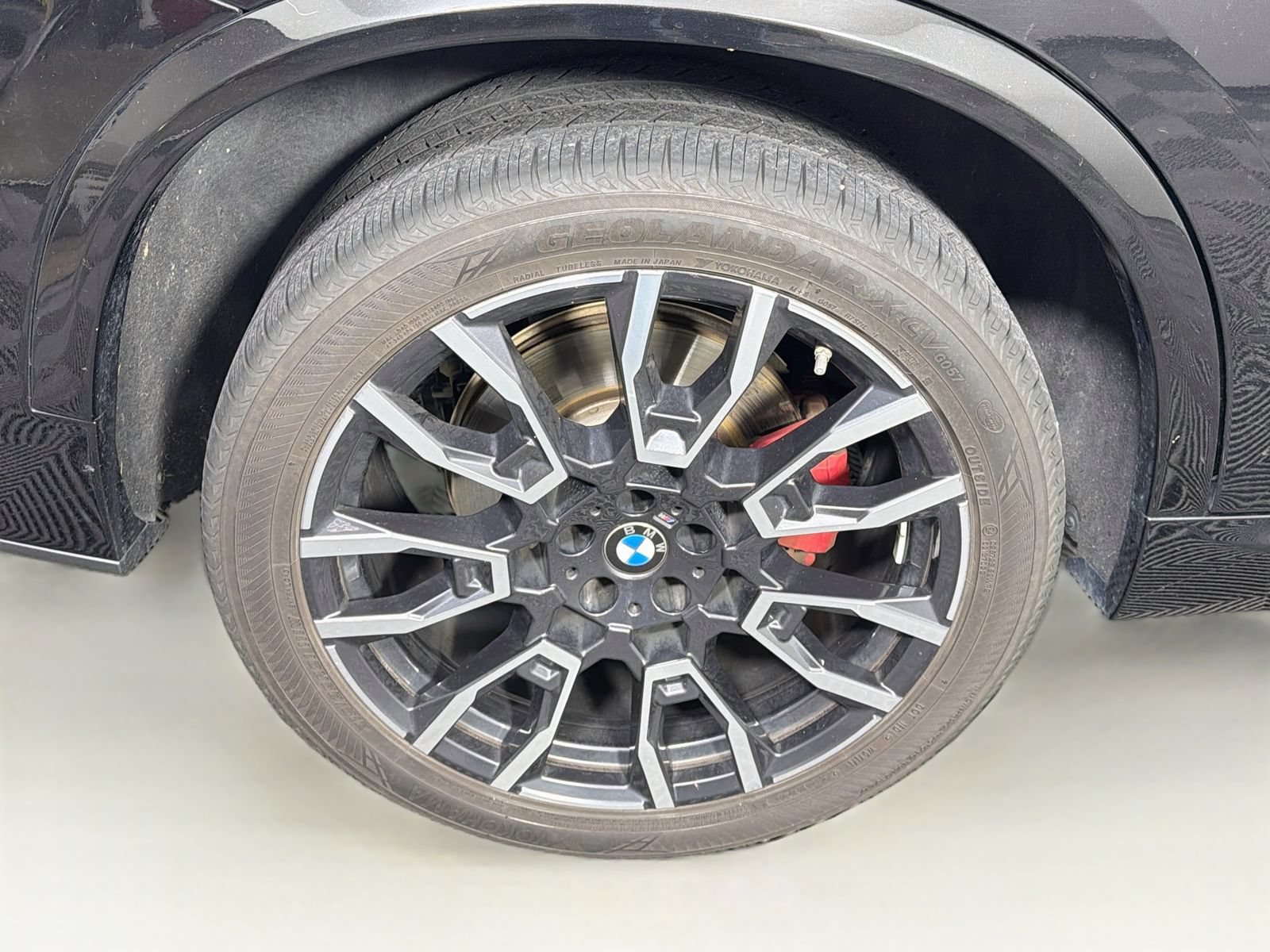 Used 2024 BMW X5 xDrive40i w/ M Sport Package AWD/4WD image 36