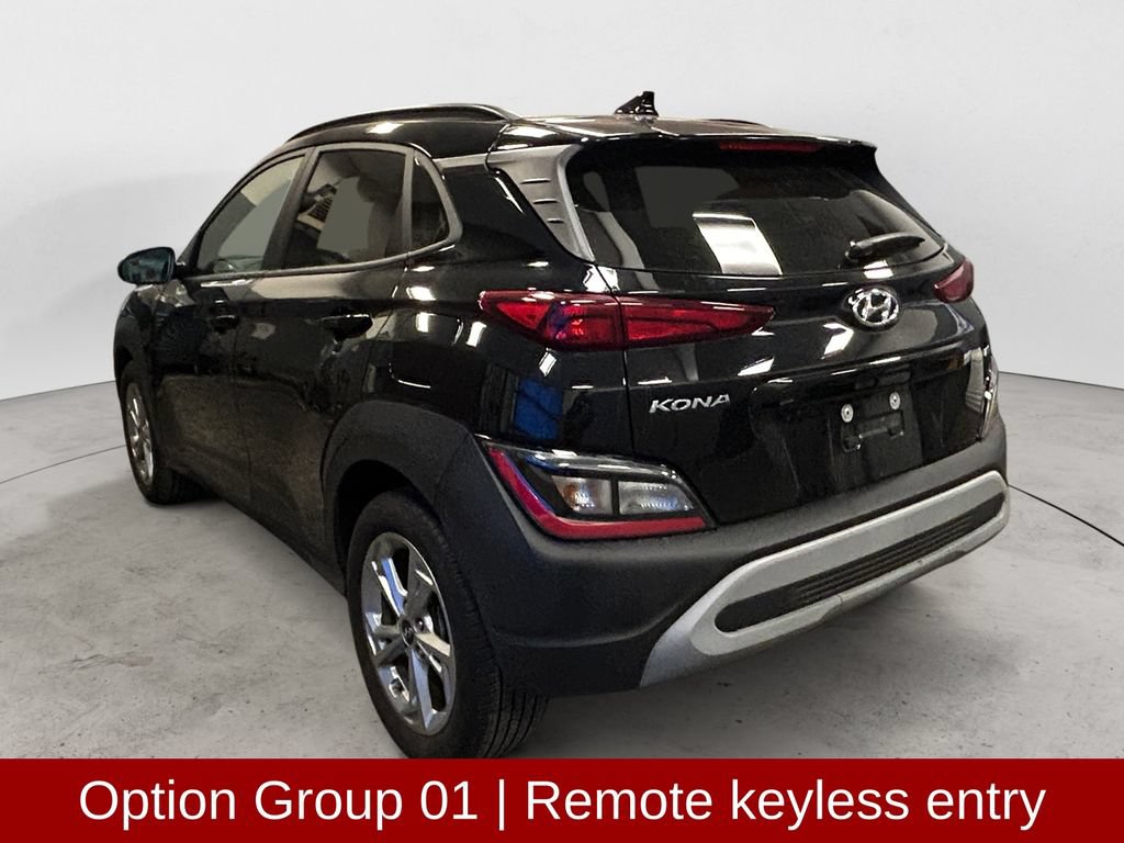 Used 2023 Hyundai Kona SEL AWD/4WD image 3