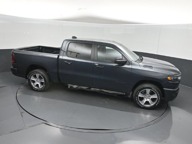 New 2027 RAM 1500 Express AWD/4WD image 43