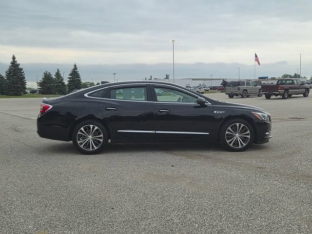 Used 2017 Buick LaCrosse Essence FWD image 4
