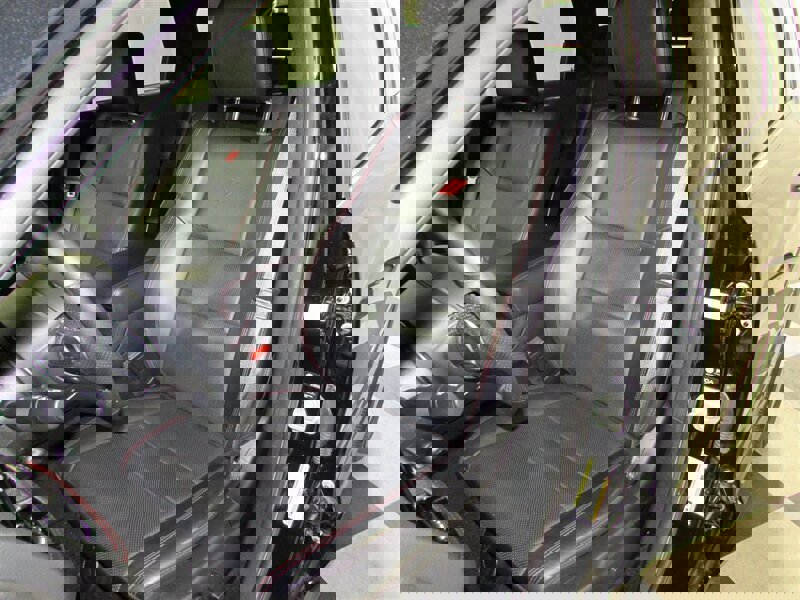 Used 2023 Dodge Durango GT image 32