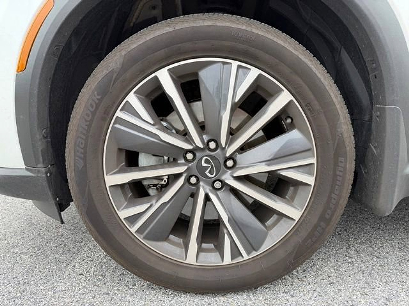 Certified 2026 INFINITI QX60 Luxe w/ Cargo Package AWD/4WD image 22