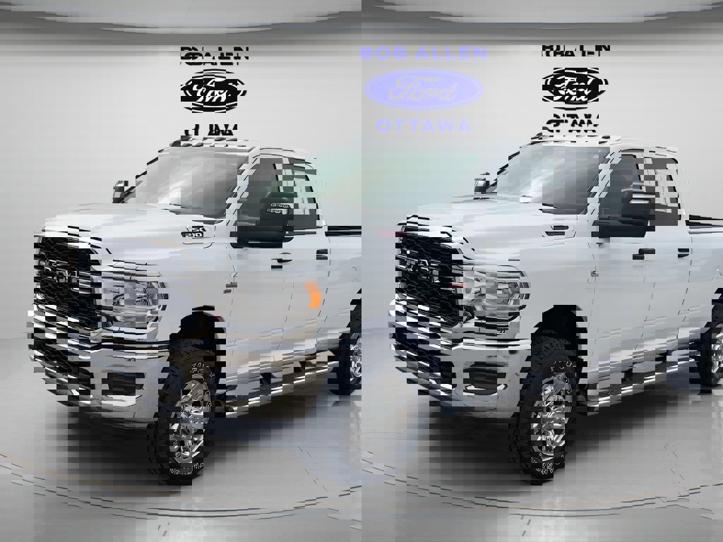 Used 2024 RAM 2500 Tradesman w/ Chrome Appearance Group