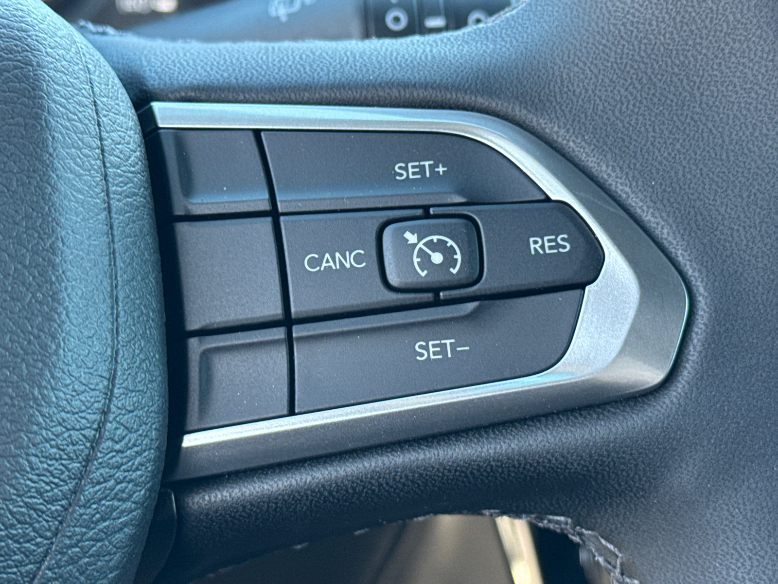 New 2025 Jeep Compass Latitude w/ Altitude Special Edition image 25