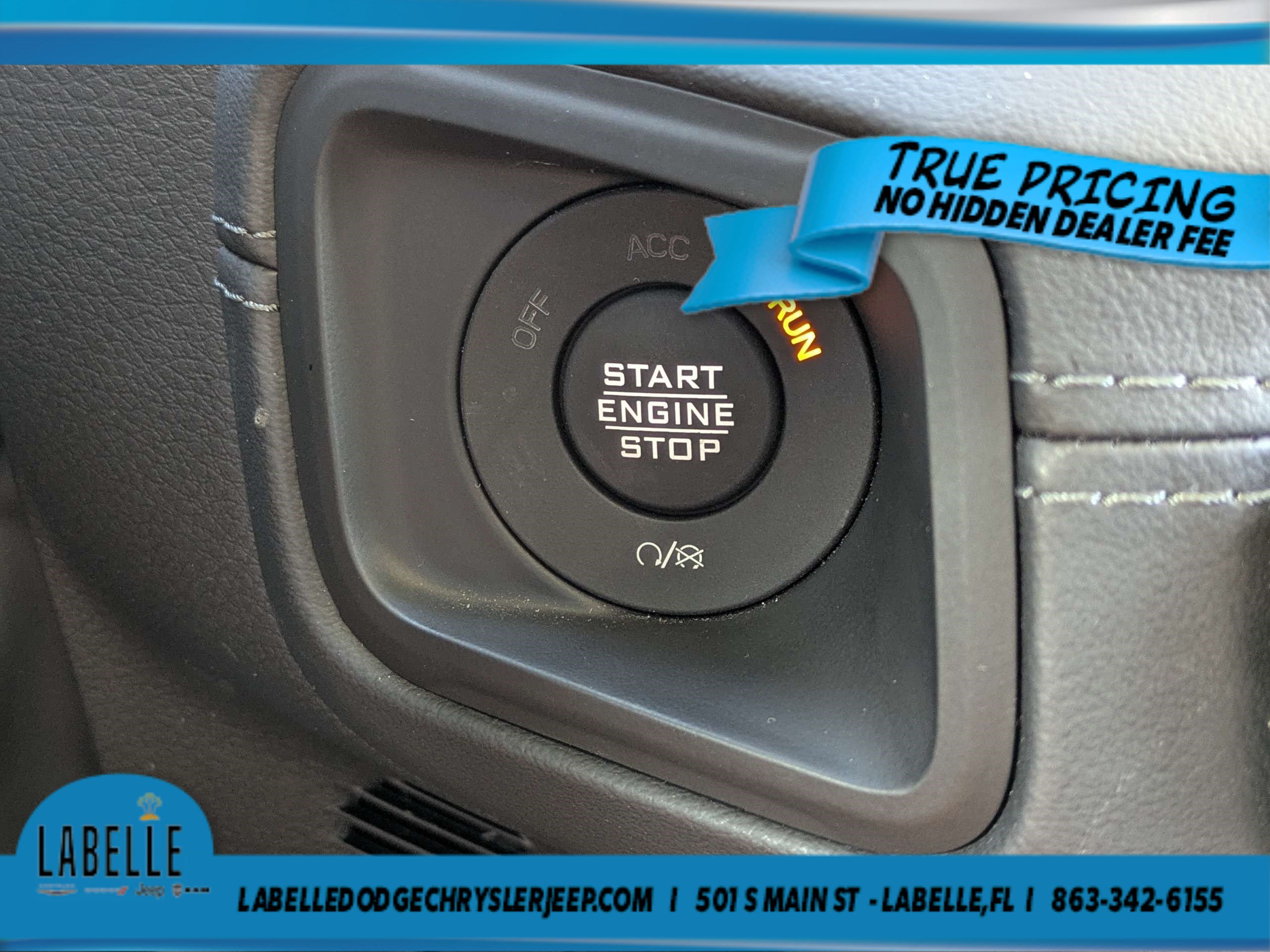 Used 2026 Jeep Wrangler Unlimited Sahara AWD/4WD image 24