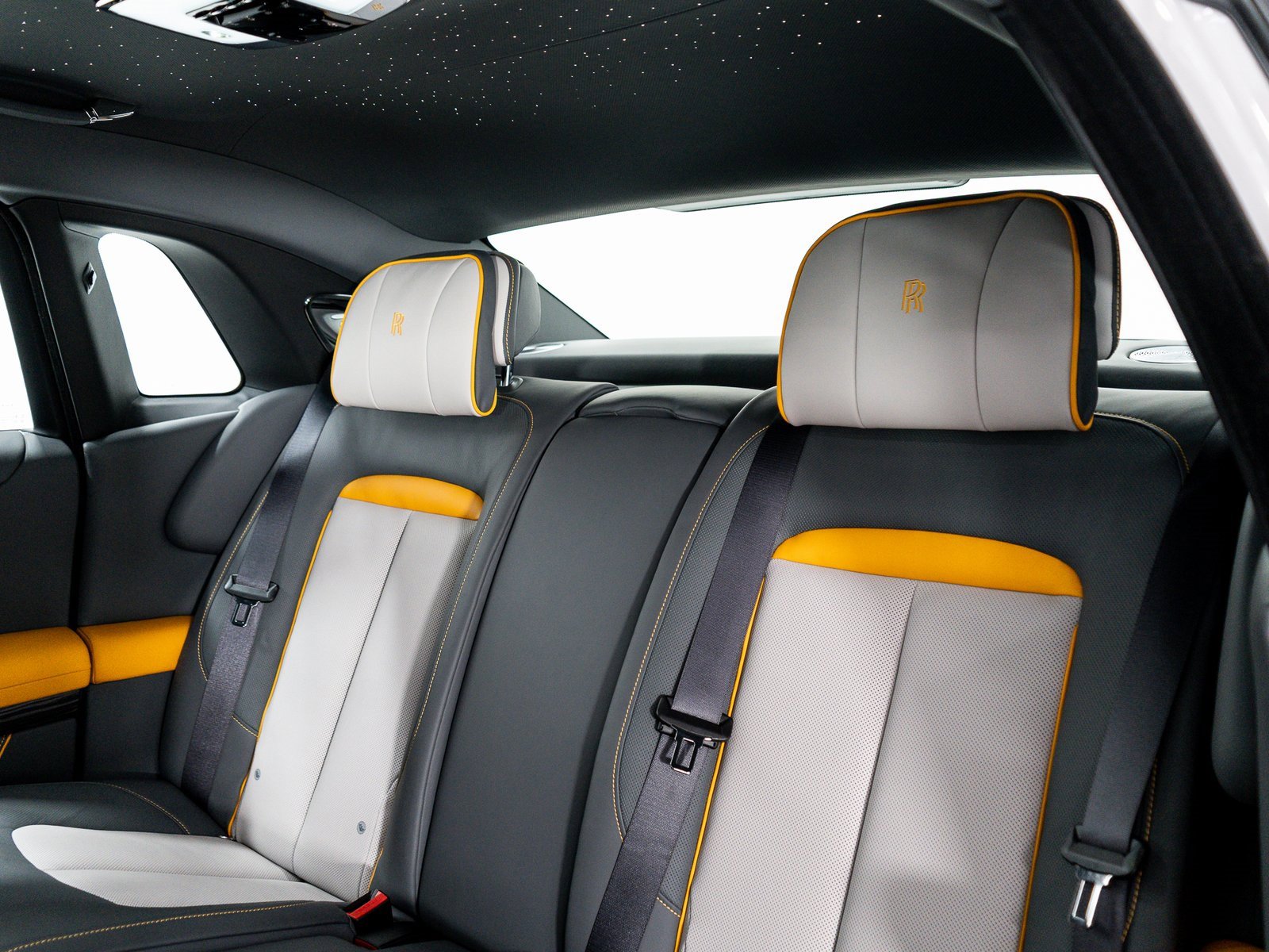 New 2025 Rolls-Royce Ghost image 27